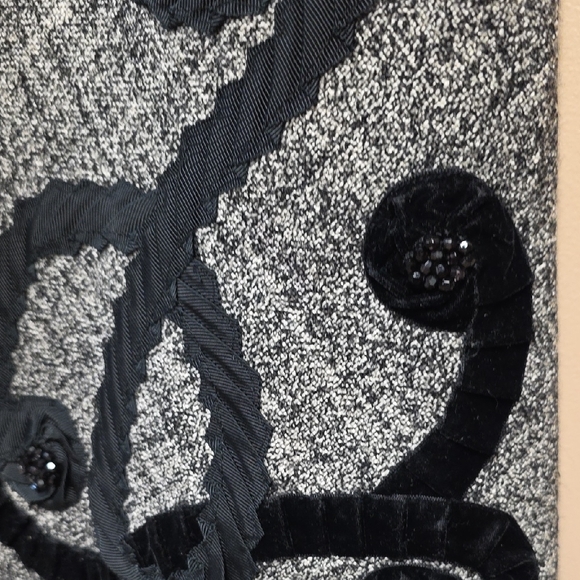 Dana Buchman Gray A-Line Skirt with Black Swirl Design - Picture 4 of 10